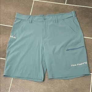 Huk quick dry next level performance fishing shorts size XXL